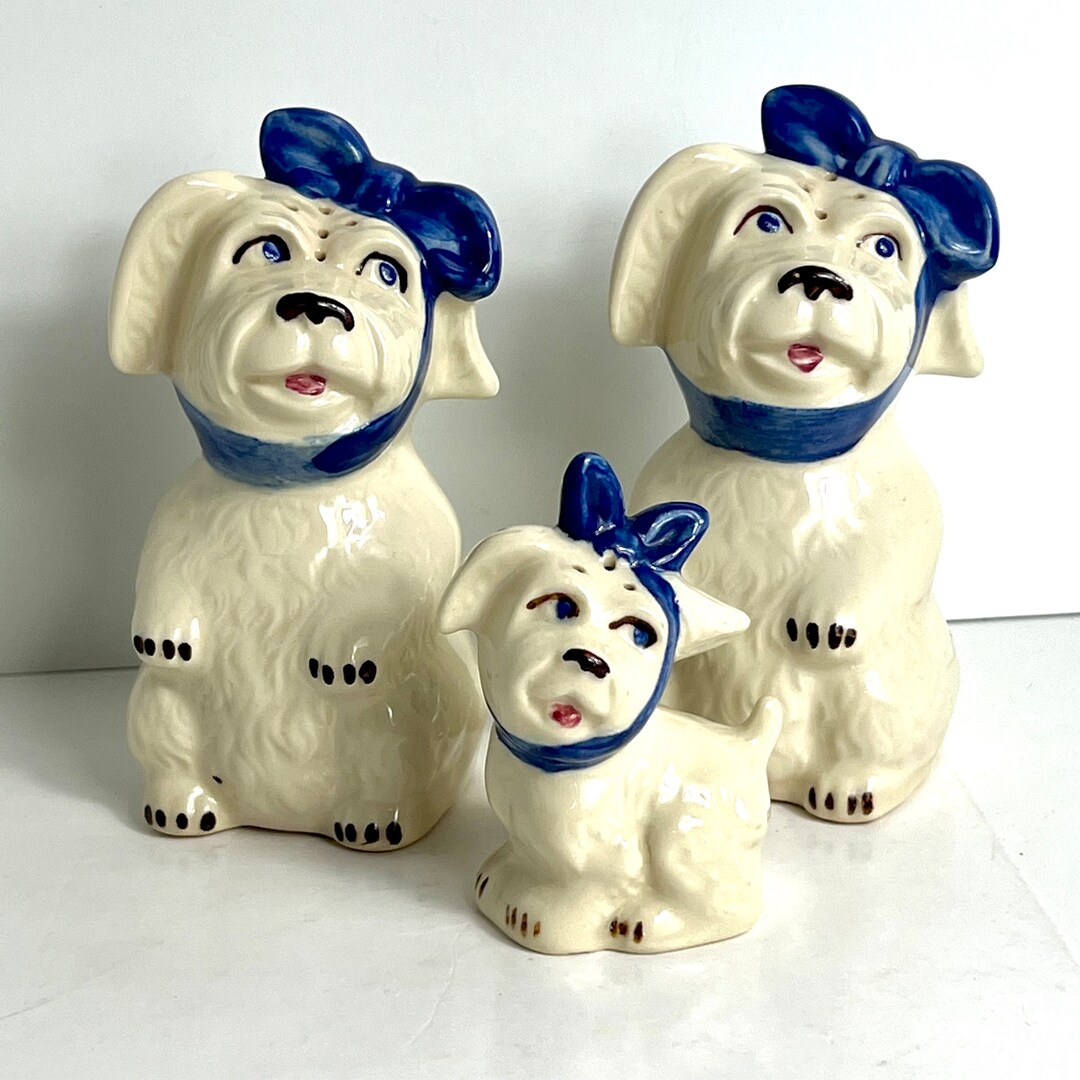 Shawnee Mugsy Dog Figural Salt and Pepper Shakers 2 Large Etsy