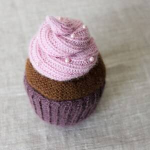 KNITTING PATTERN, Knitted Cupcake, Play Food, Pretend Food, Baby Gift, Cupcake Decoration, Ornament, Pincushion, Knitted Dessert, Small Gift image 7