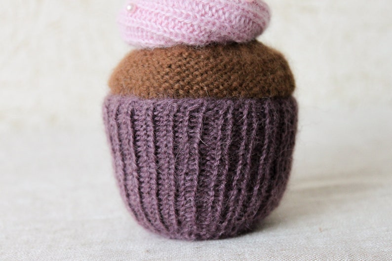 KNITTING PATTERN, Knitted Cupcake, Play Food, Pretend Food, Baby Gift, Cupcake Decoration, Ornament, Pincushion, Knitted Dessert, Small Gift image 8