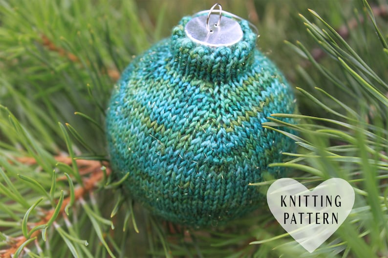 Knitting Pattern Christmas Ornament Holiday Decoration Tree Hanging Ornament Christmas Gift Small Gift Knitted Gift Craft Cozy