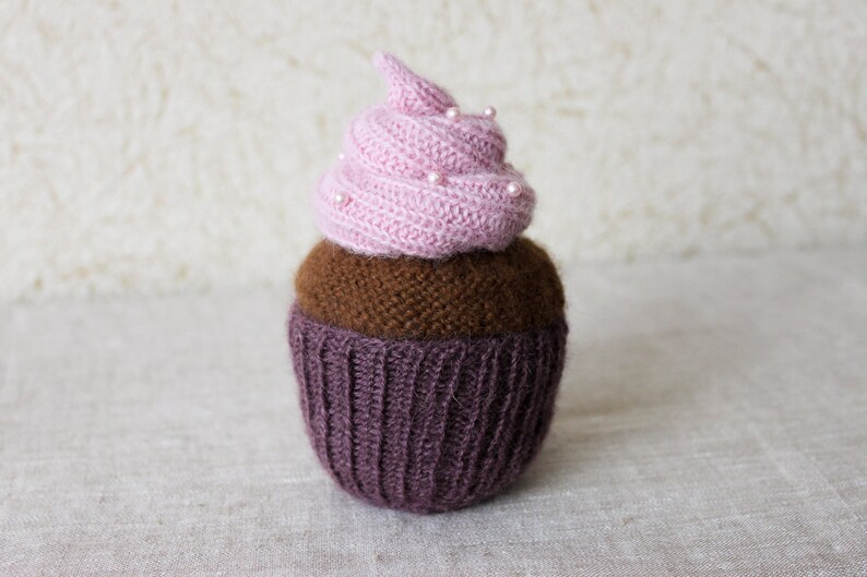 KNITTING PATTERN, Knitted Cupcake, Play Food, Pretend Food, Baby Gift, Cupcake Decoration, Ornament, Pincushion, Knitted Dessert, Small Gift image 9