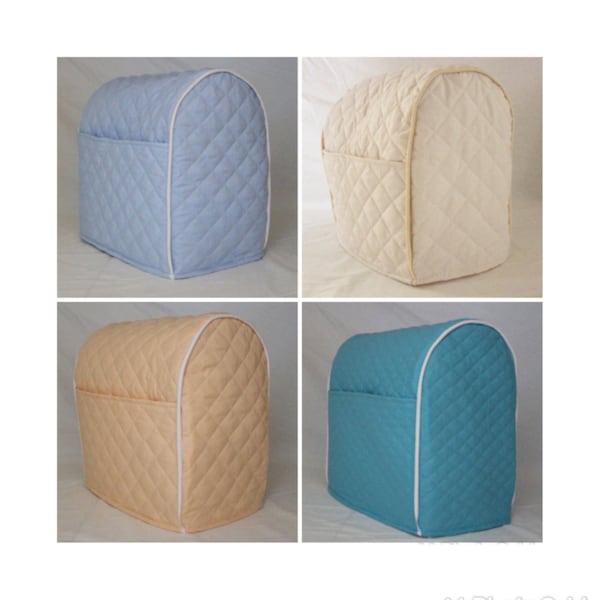 Capa acolchoada para batedeira KitchenAid com bolsos e acabamento em viés.