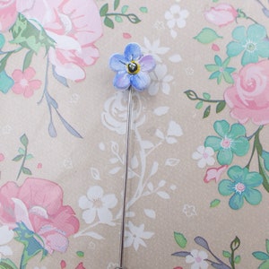 Hand Painted Forget-Me-Not Flower Pin: Blue Primrose Boutonniere
