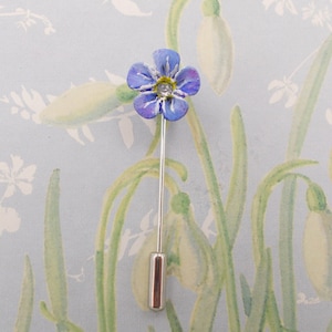 Pequeño pin NOMEOLVIDES Pin azul Nomeolvides Pin azul de boda Pin de flor de solapa masónica Broche de amistad conmemorativo de símbolo de amor - Pintado a mano