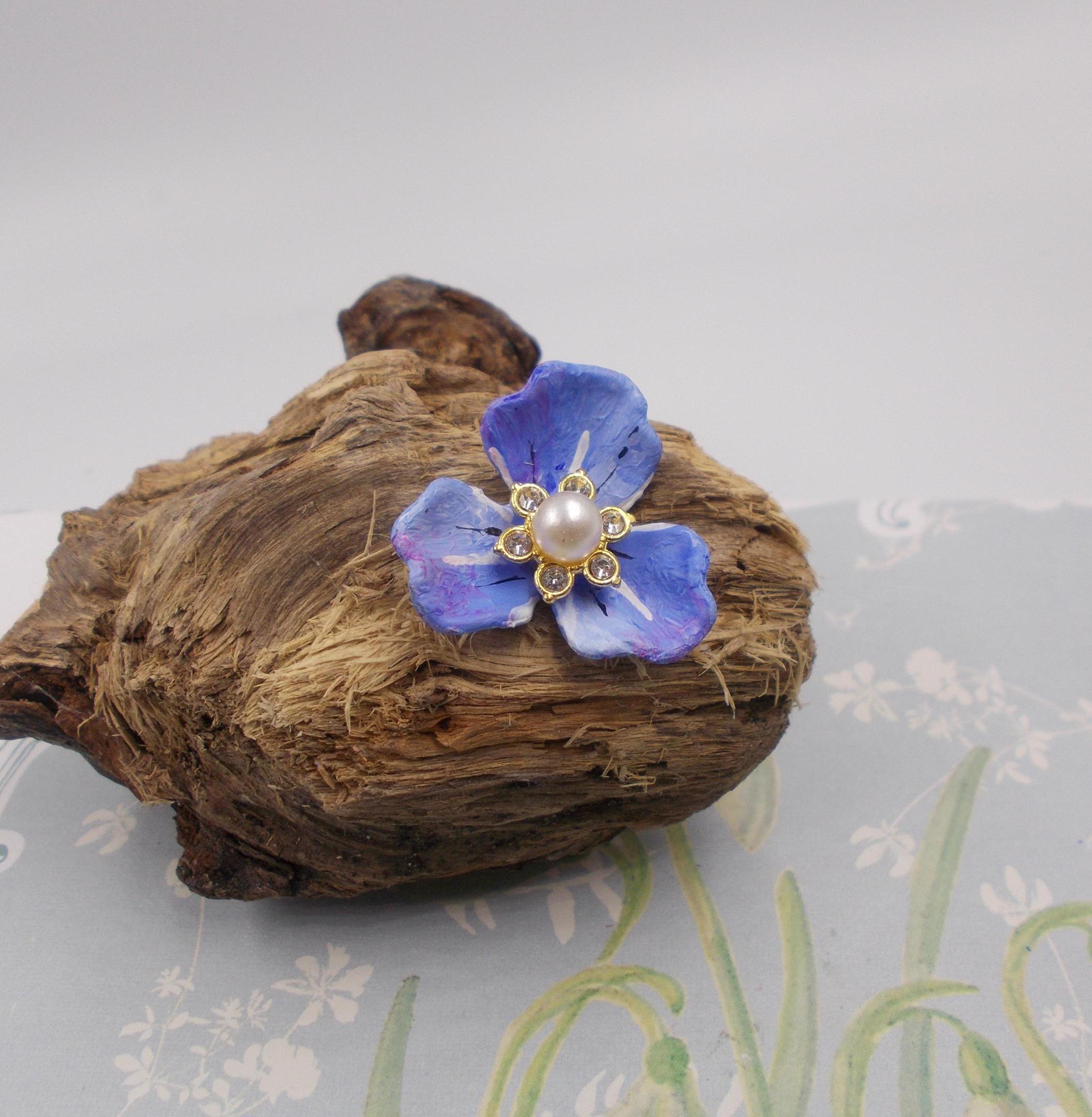 手描きの忘れな草のブローチ：青い花のピン、銀メッキ - Etsy 日本