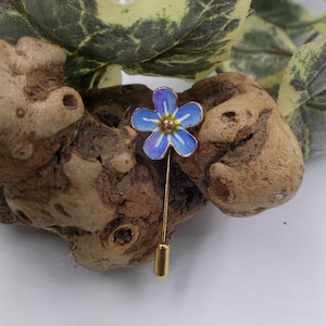 FORGET-ME-NOT Blue and Gold Flower Pin Forget-Me Not Lapel Flower Blue Wedding Masonic Pin Memorial Lapel Pin Friendship Pin- Hand Painted