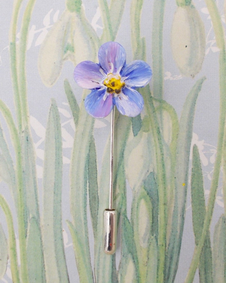 Small FORGET-ME-NOT Pin Blue Forget Me Nots Lapel Blue Wedding Corsage Love Token Friendship Brooch Masonic Lapel Flower Pin Hand Painted