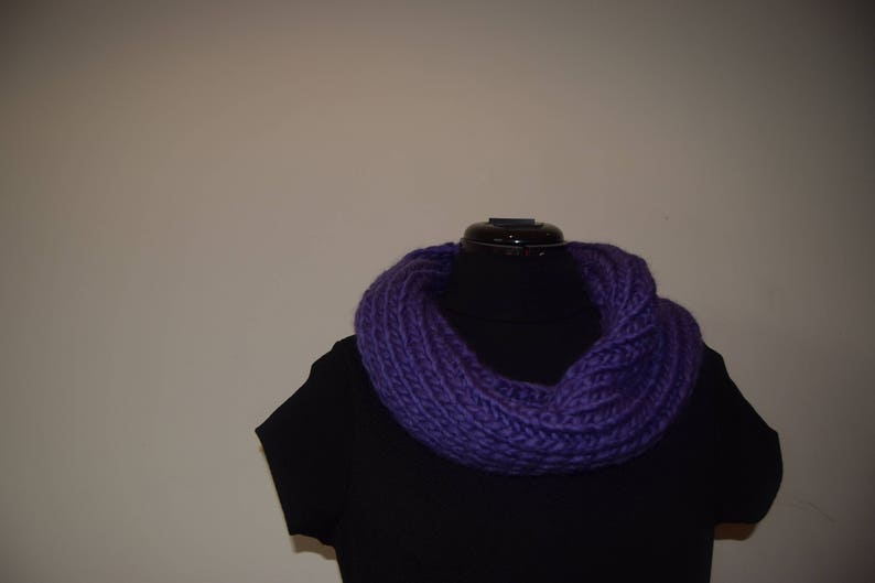 Infinity Scarf , Chunky Scarf , Hand Knitted Scarf , Scarves , Ladies ...