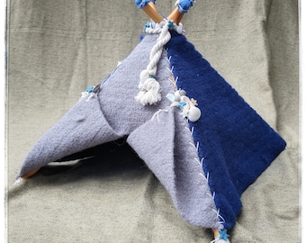 Cat cave/wigwam/teepee tent/small pet bed/felt cat cave/gift for cats/cat home/small pets