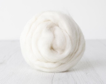 Natural White Maori Sliver One Ounce for Wet and Dry Felting