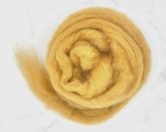 Golden Hound Bulky Carded Corriedale One Ounce for Needle Felting