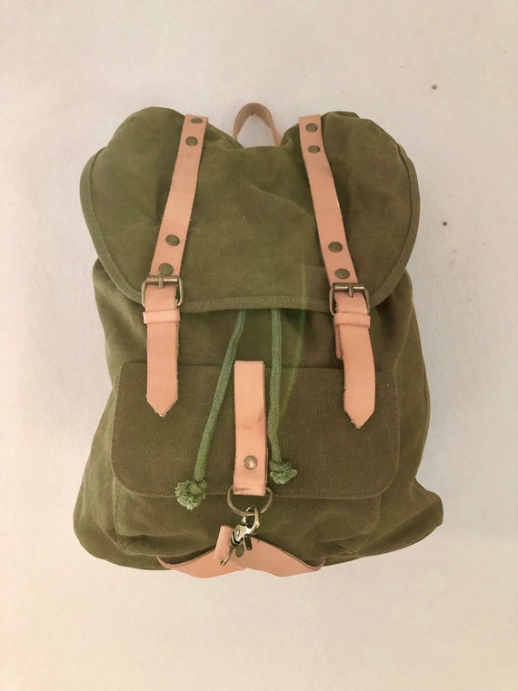 vintage army backpack