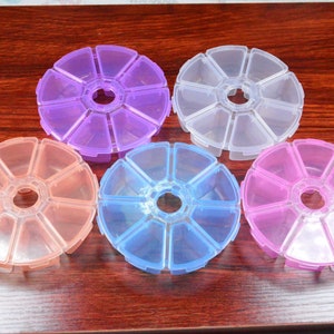 2pcs boîtes en plastique transparent, boîte en plastique ronde de couleur assortie, 8 compartiments pour perles, conteneur de perles de stockage, boîte de rangement de perles de bijoux