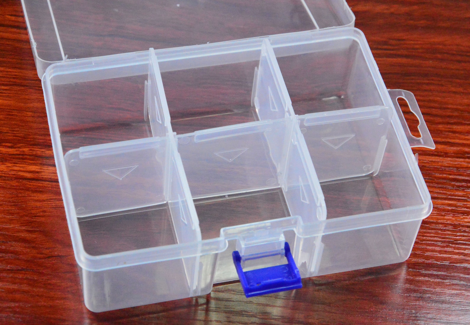 Storage box