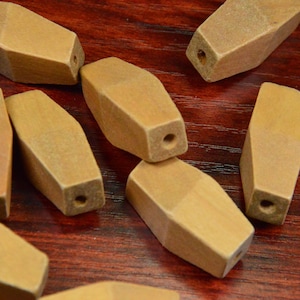 wooden rhombus,20pcs unfinished natural wood rhombus.faceted wooden beads