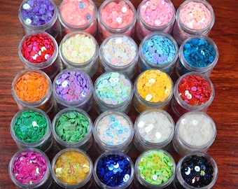 iridescent Loose sequin discs,3/4/5mm PVC sequins,Sparkling flat round sequin.  (one bottle)