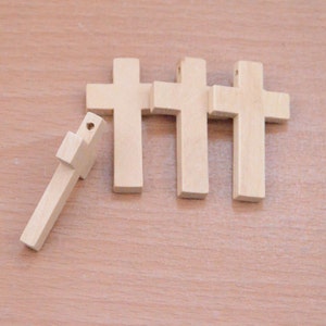 Mr. Pen- Wooden Crosses, 1.2x1.75 Inches, 50 Pack, Small Wooden Crosses,  Wood Crosses for Crafts, Small Cross Pendant, Mini Cross, Small Crosses