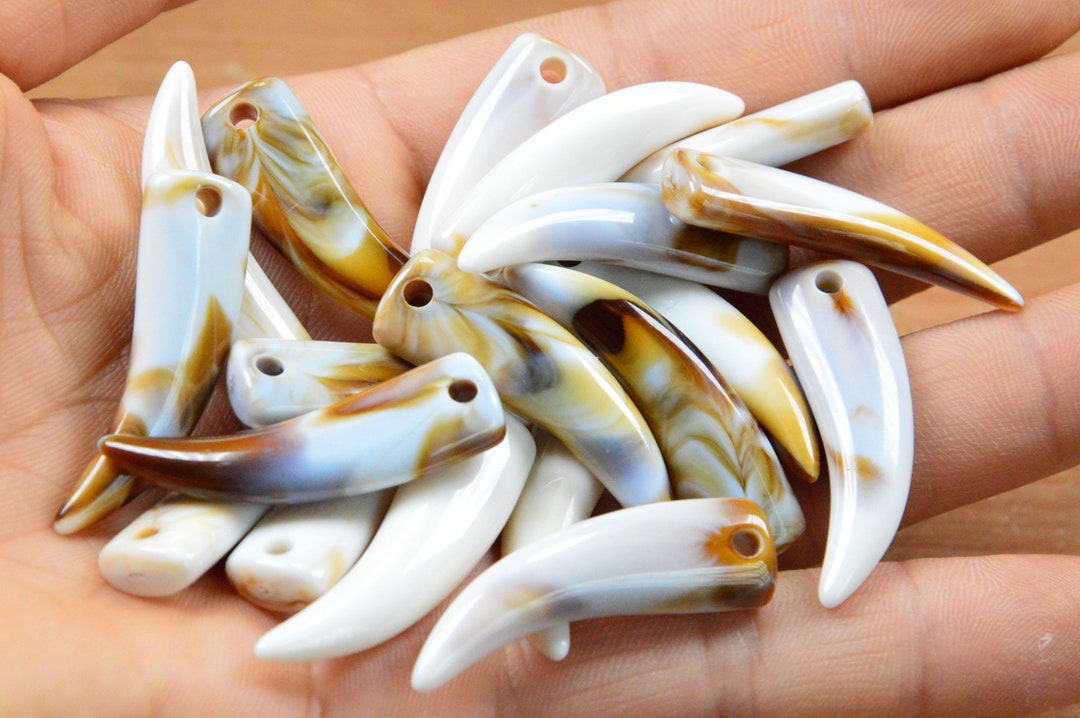 Animal Fangs,20pcs Acrylic Fangs,monster Teeth Charm.vintage Acrylic