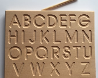 Montessori Alphabet Tafel aus Holz in Groß- und/oder Kleinbuchstaben