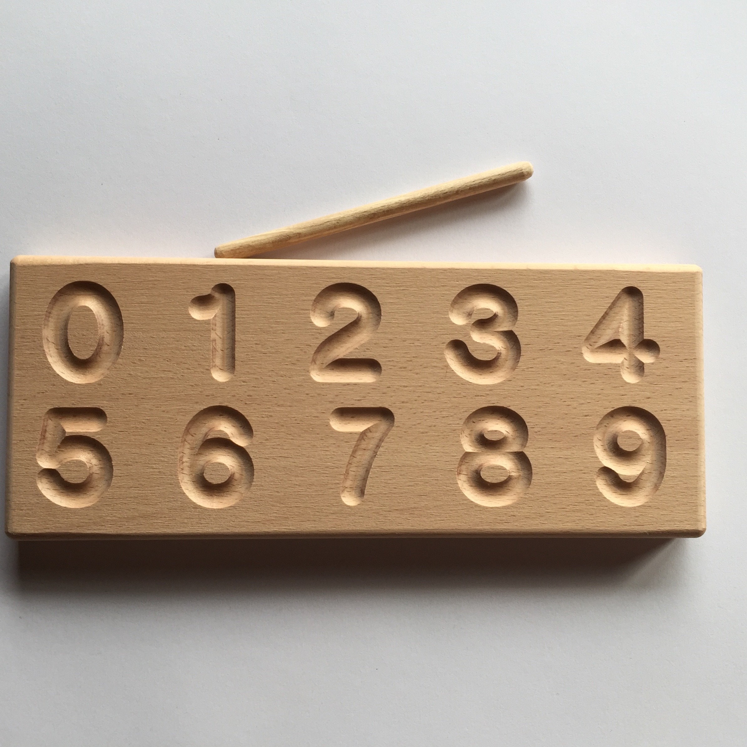 JINJUMEI Holz Zahlenblöcke 20-teilig – Montessori, Stapelbar, Mit Lernkarten