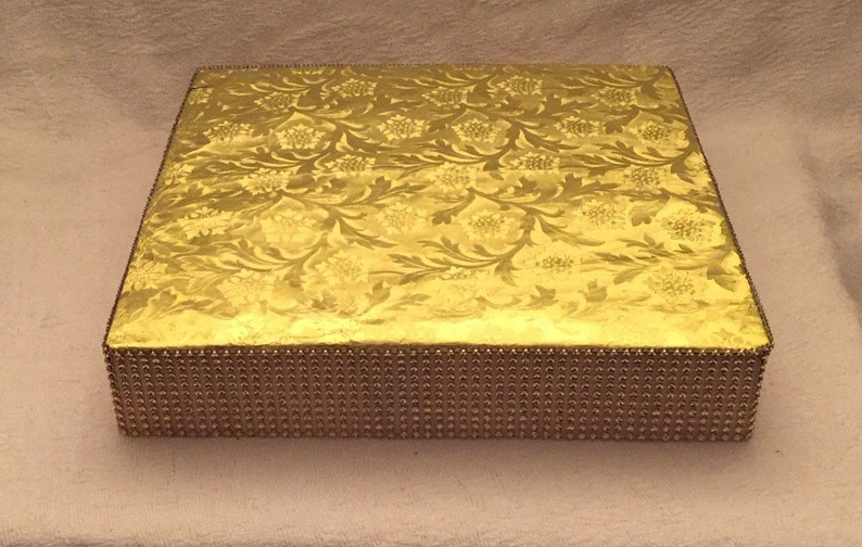 ROUND CAKE RISER Gold Great for Dessert Tables and Guest - Etsy
