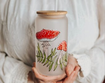 GLASS frosted can format hot or cold beverage, cocktail, juice, lemonade, smoothie, hand-painted mushroom design 16 oz.