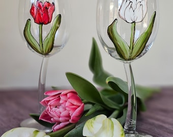 2 wine glasses, perfect for smoothies, juice, cocktail, 2 tulips hand-painted, 200 ml. Gift, wedding, anniversary,