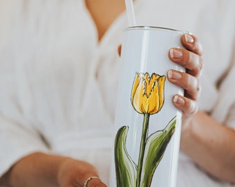 Skinny tumbler with a lid, color mat white design yellow tulip for hot and cold drink, handpainted by Pero, gift idea