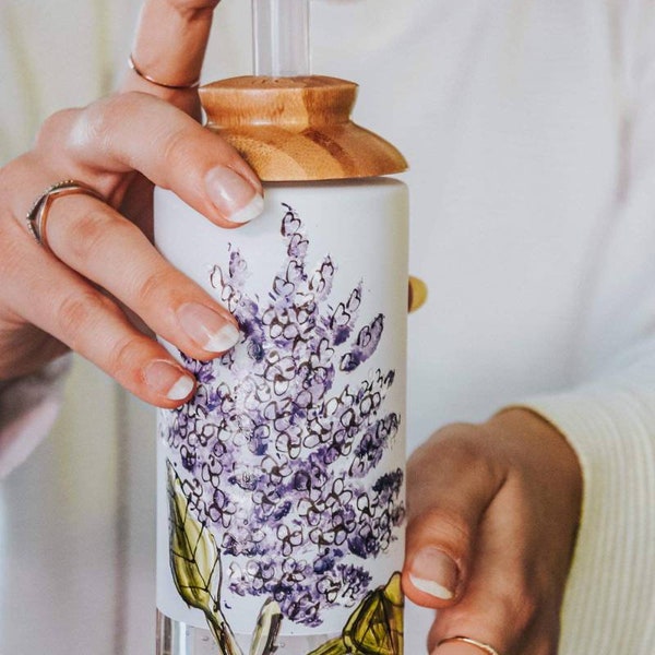 Pompe à savon design lilas, en verre, peinte à la main 355 ml. cadeau écologique, cuisine ou salle d'eau, ajoutez un texte!