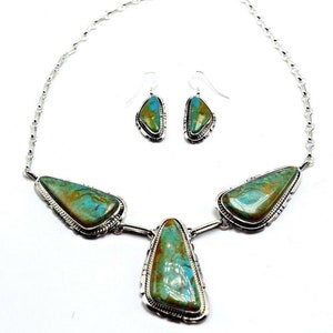 Navajo Handmade Kingman Turquoise Necklace in Sterling Silver By Augustine Largo