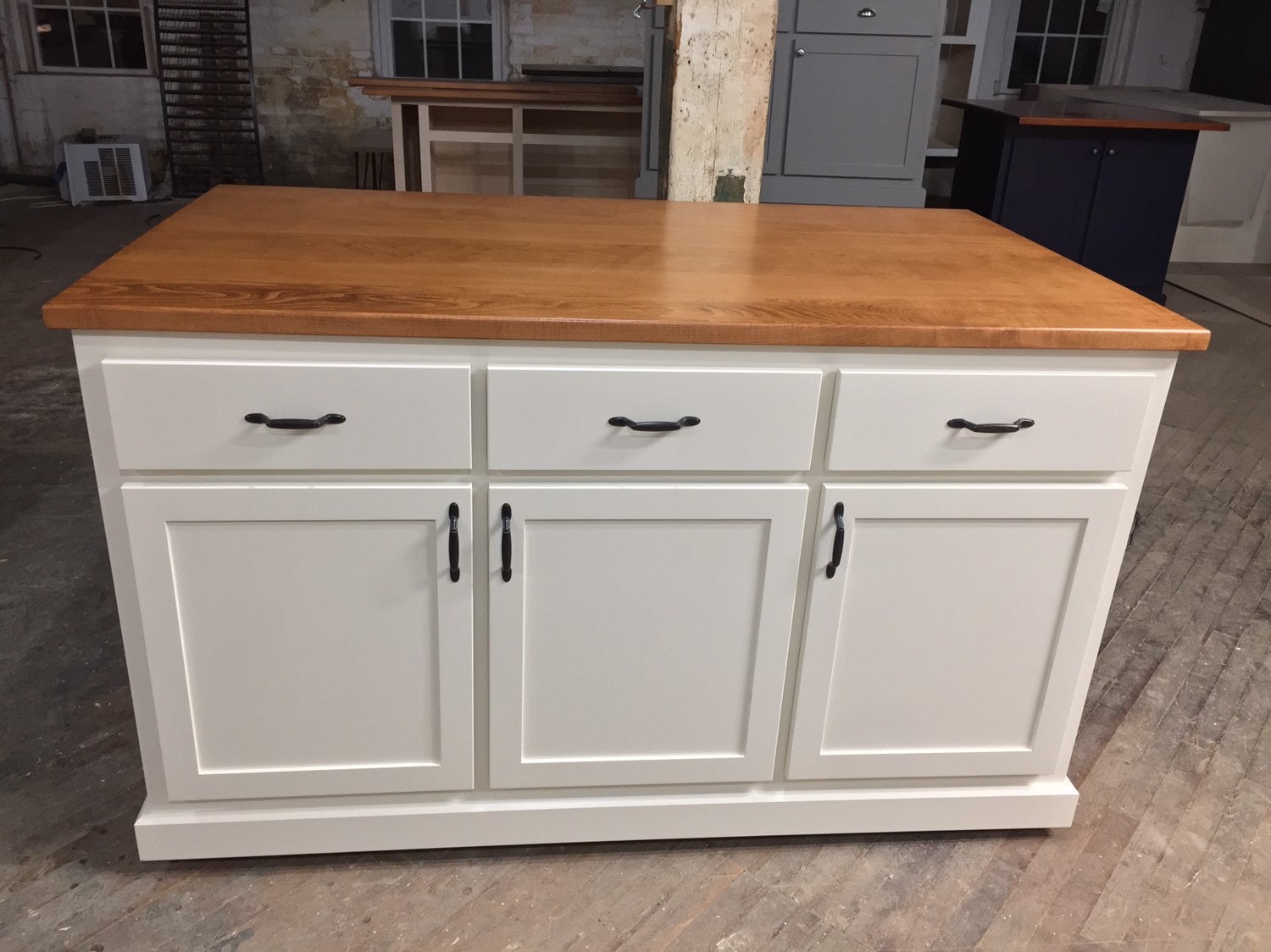 Winchester Custom Kitchen Island With Seating and Storage, Classic Kitchen  Island 