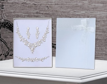 LARGE cream jewellery SET gift BOX for 3 pieces set with foam insert - necklace earring bracelet pendant -gift for her - gift wrap packaging
