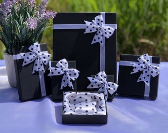 POLKA dot JEWELLERY GIFT box with white black dots satin ribbon for earring ring necklace pendant bracelet bangle watch wristwatch or set