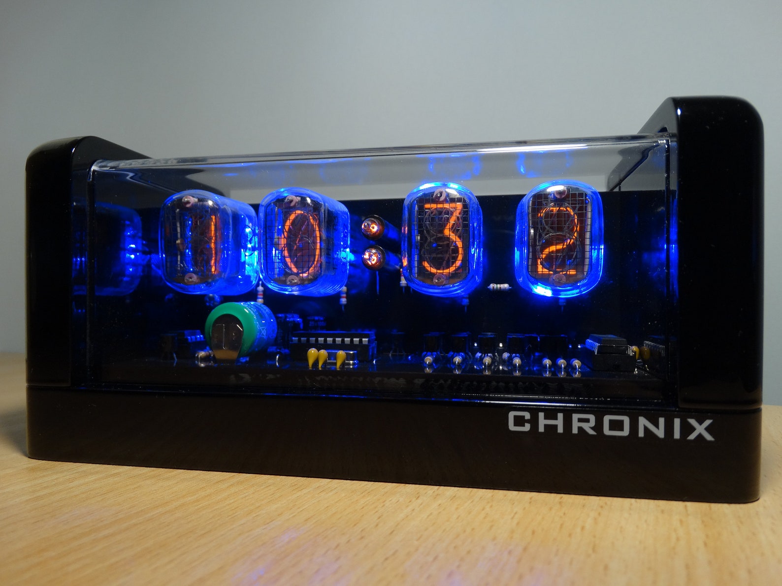Rgb nixie clock. Nixie clock. nixie tube clock.
