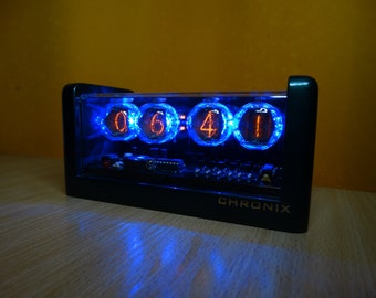 Nixie Clock with 4 Z560M tubes blue led & green metallic case, alarm, remote