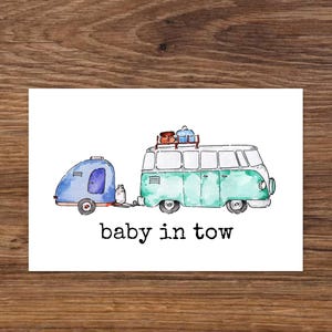 Volkswagen Camper esperando bebé, anuncio de embarazo, revelación de género, invitación para baby shower, tarjeta de felicitación
