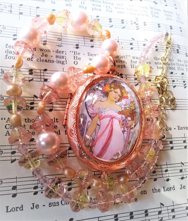 Much a Czech Glass Rose gold tone locket beautiful gift for her