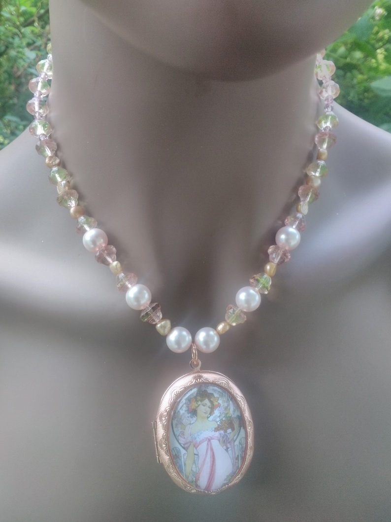Much a Czech Glass Rose gold tone locket beautiful gift for her
