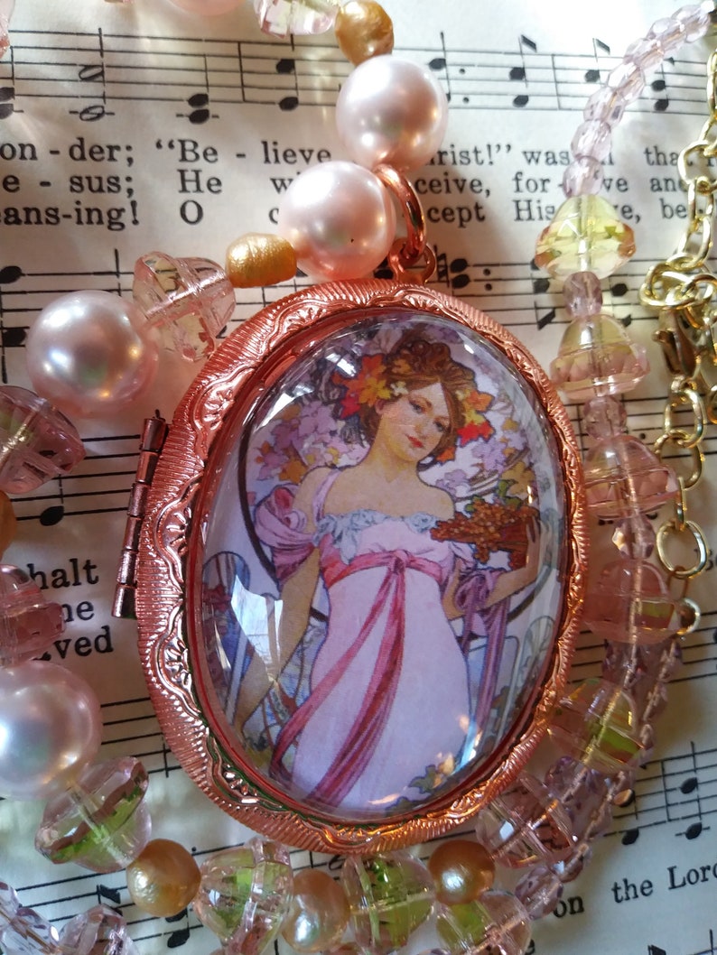 Much a Czech Glass Rose gold tone locket beautiful gift for her