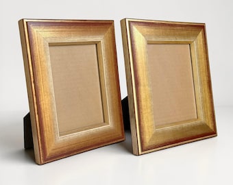 Paar Gold Vergoldete Holz Bilderrahmen von Martin Aborn, Vintage Luxus 5x7 "Bole Vergoldete Bilderrahmen mit Staffelei Rückseiten