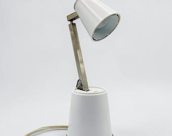 Mid Century White "Lampette" Telescoping Desk Lamp by Koch Creations. Adjustable Desk or Task Lamp, circa 1960s
