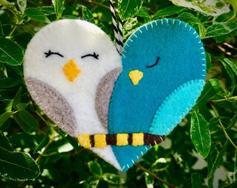 Love Birds Ornament/Magnet, Wool Felt,  Applique, Handmade, Heart, Parakeet, Valentines Day