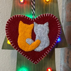 Cat ornament, You choose colors Magnet, Heart, Valentine, Christmas, Kitty, Kitten, Handmade, Wool Felt, Applique image 3