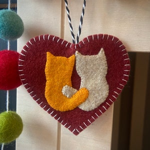 Cat ornament, You choose colors Magnet, Heart, Valentine, Christmas, Kitty, Kitten, Handmade, Wool Felt, Applique image 2