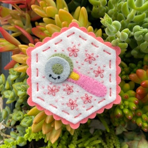 Rotary Cutter Ornament, Rotary Cutter Magnet, Sewing, Sewing tools, Crafting, Quilting, Handmade.