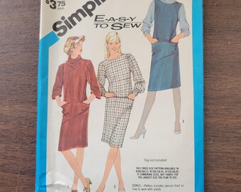 Simplicity Vintage 1984 Dress Pattern 6537