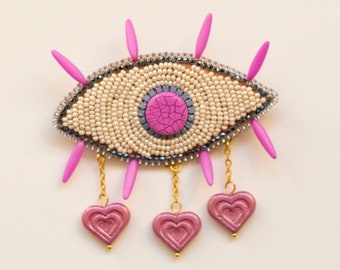 IN LOVE brooch / Bead embroidered opulent eye brooch / Artistic jewelry gift for spouse / Statement eye with hearts brooches