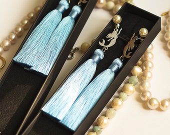 Mermaid clip on tassel earrings SIREN / Light blue nautical jewelery earrings / Pearl clipon festival earrings