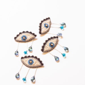 Teary eye brooch with crystals / Avant garde eye brooch inspired from Dali surrealism jewelry / Bead embroidered Abstract crying eye pin image 8