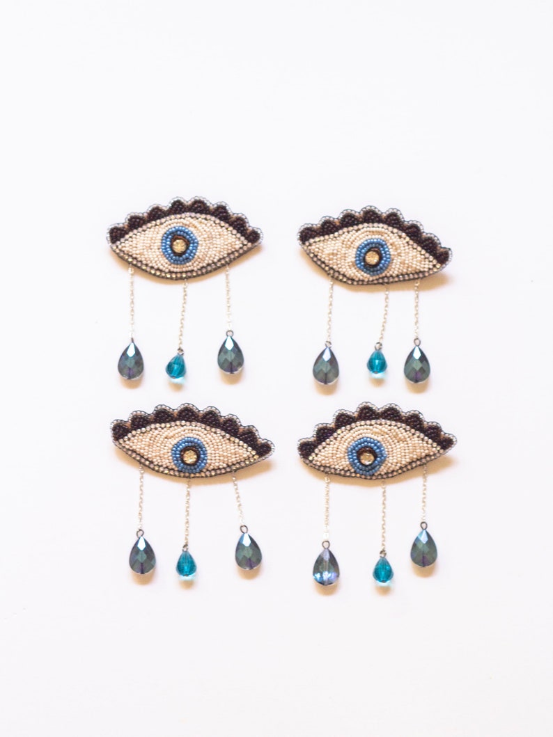 Teary eye brooch with crystals / Avant garde eye brooch inspired from Dali surrealism jewelry / Bead embroidered Abstract crying eye pin image 6